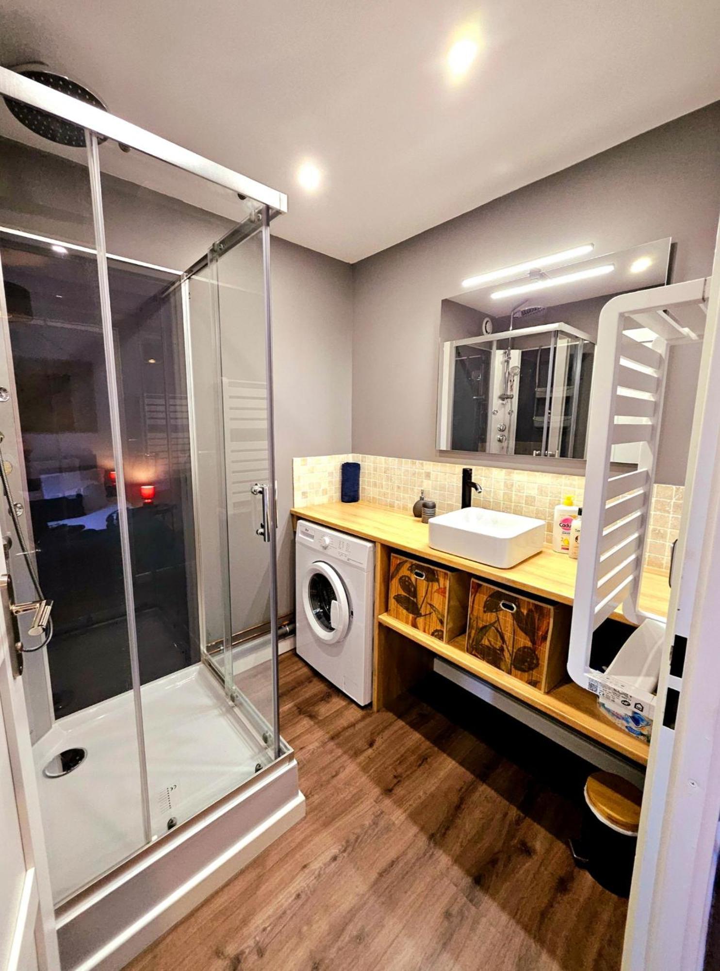 אנגולם Appartement Residentiel Avec Parking/Proche Centre מראה חיצוני תמונה