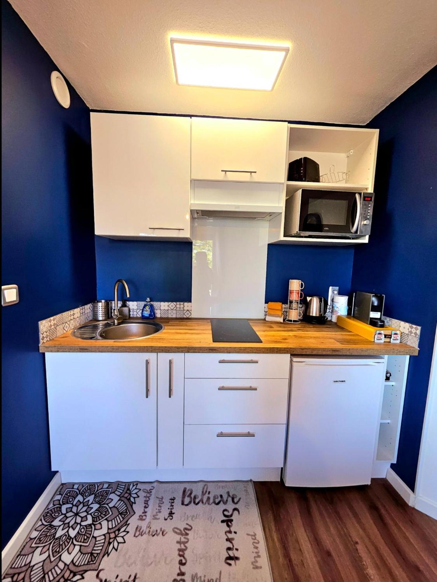 אנגולם Appartement Residentiel Avec Parking/Proche Centre מראה חיצוני תמונה